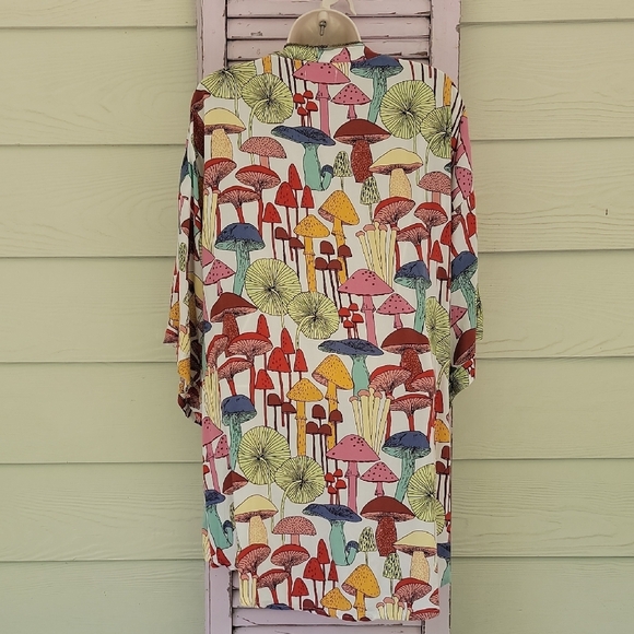 💗 L.A. SOUL Colorful Mushroom Print Kimono Cover-Up Swim Multicolor - Picture 6 of 8